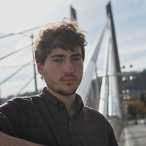 Meet your Posher, Quinn